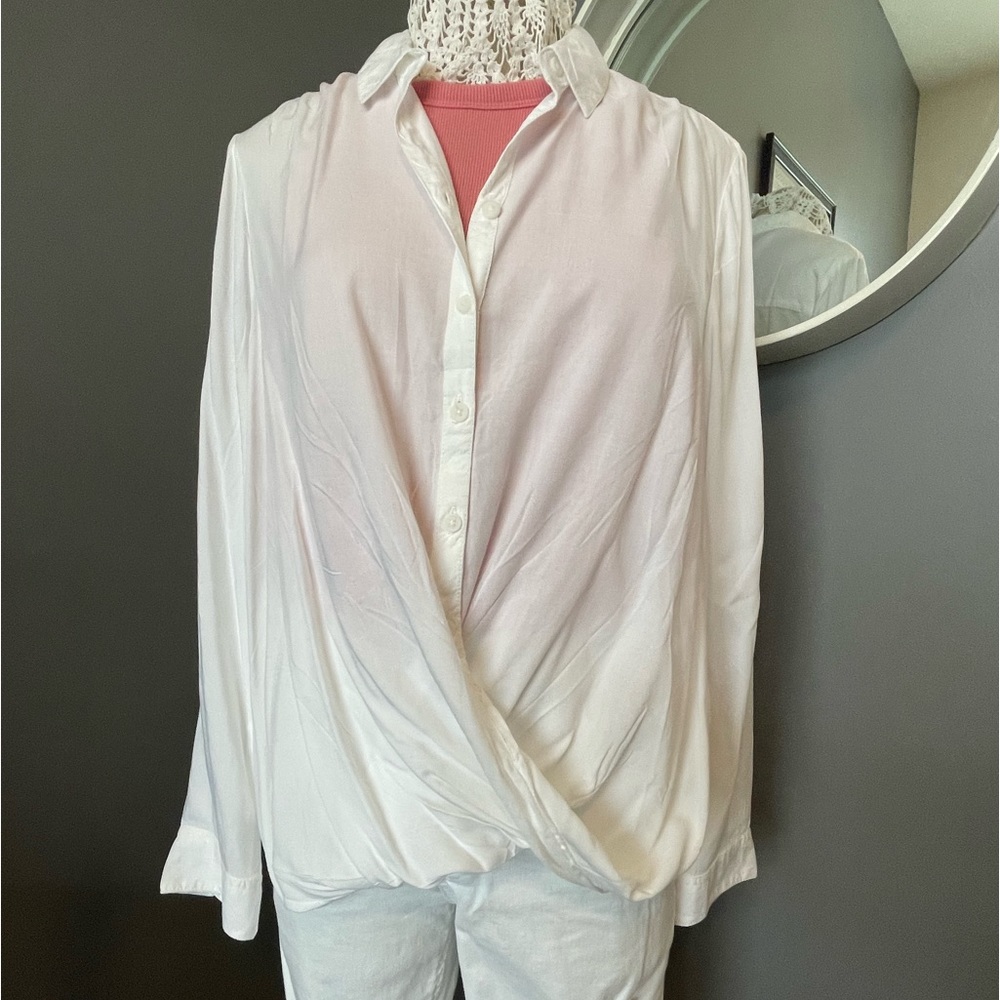 Beachlunchlounge White draped surplice Cross front Long Sleeve Blouse